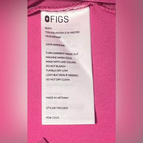 Sold!💗💜FIGS Catarina One-Pocket Scrub Top Limited Electric Orchid  Medium NWT - Picture 9 of 11